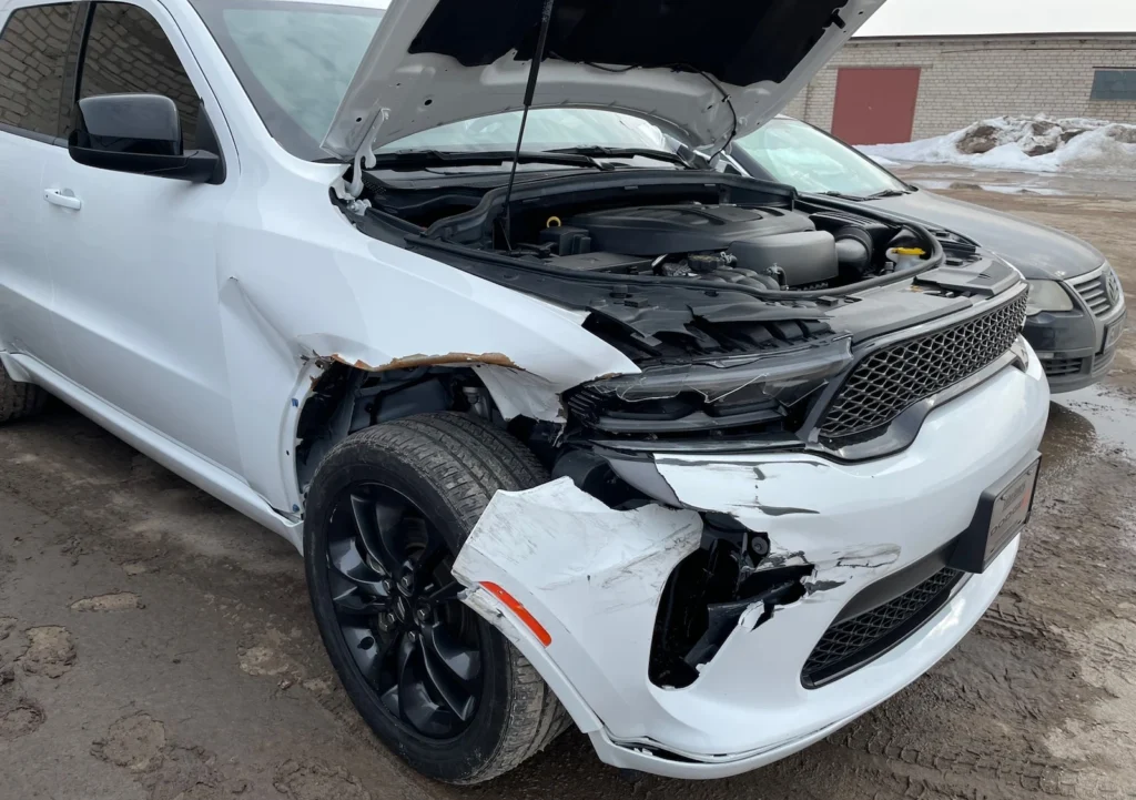 Dodge Durango prieš