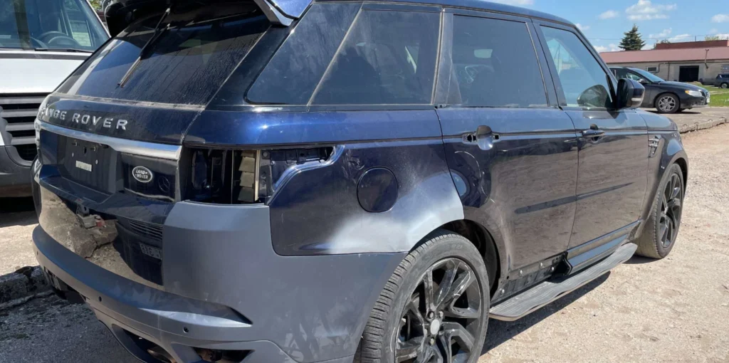 Range Rover Sport prieš